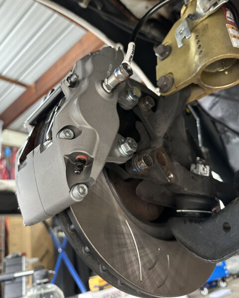 324mm rotor caliper adapter bracket suits: caliper p/n 120 11573