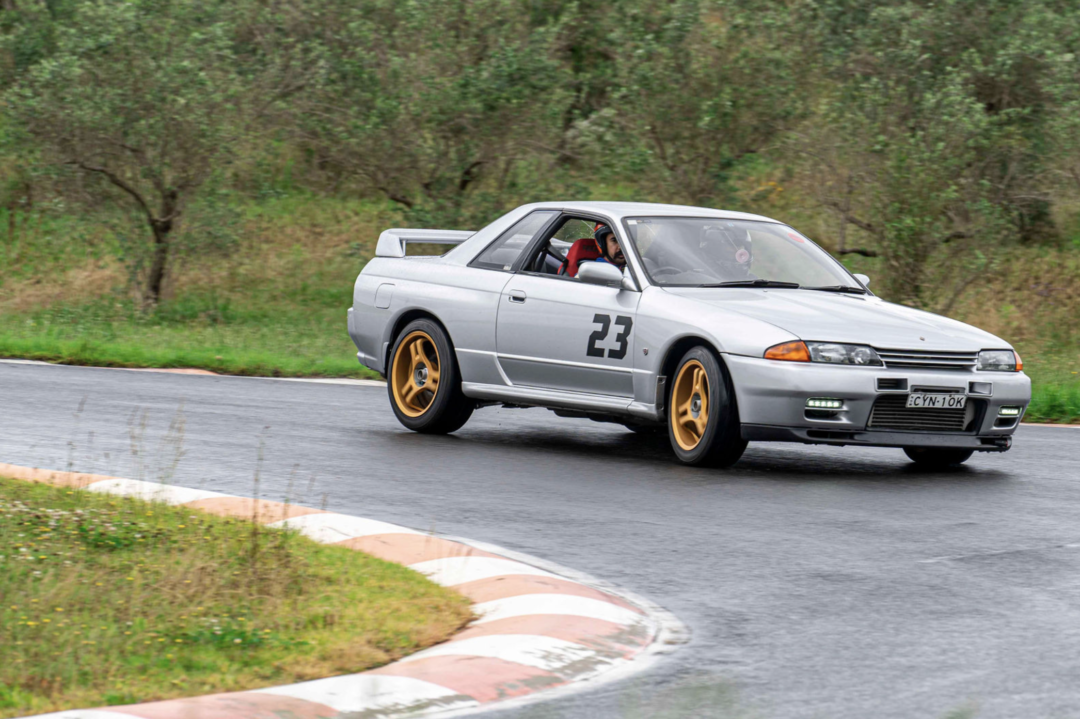 324mm front two piece brake upgrade kit suits: r32 gtr