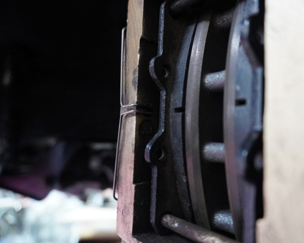 324mm front rotor caliper adaptor brackets r34 gtt (324mm)