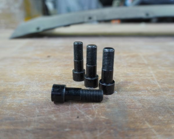 340mm rear rotor caliper adaptor s/r chassis