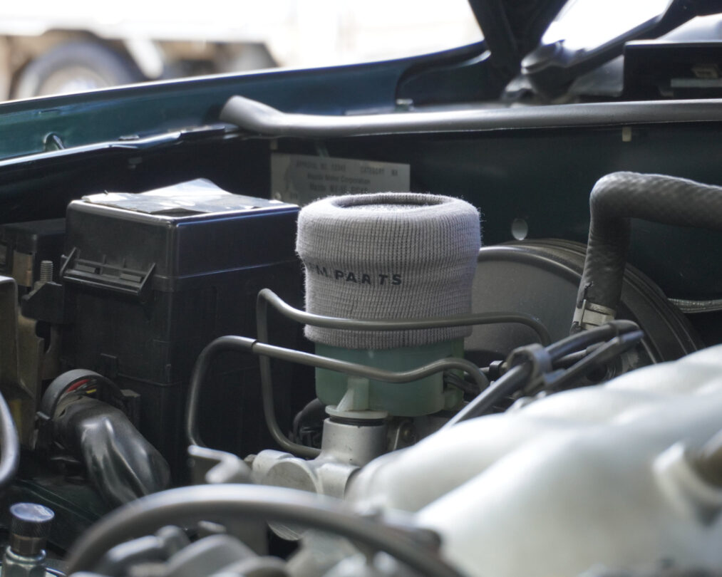 brake & clutch reservoir sweatband