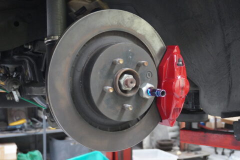 350mm rear rotor caliper adaptor bracket s/r chassis with 370z akebono caliper