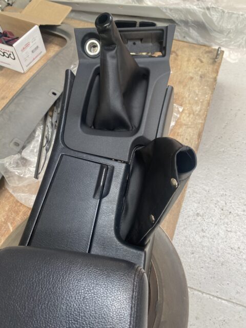 gear shifter & handbrake boot set suits: nissan r34