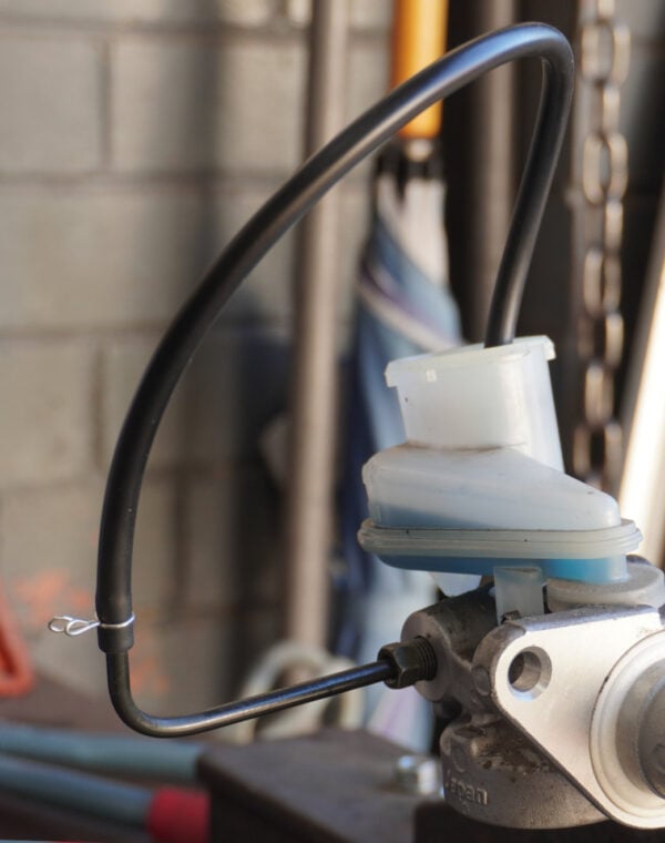 bench bleeding kit for brake and clutch masters (m10x1.0mm thread pitch)